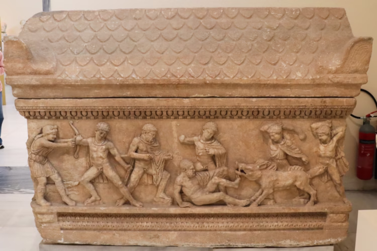 hunt for the Calydonian boar sarcophagus
